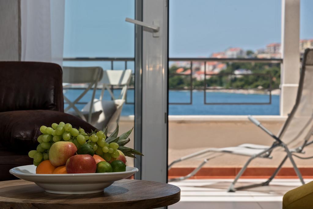 Apartman Roza Рогозниця Екстер'єр фото