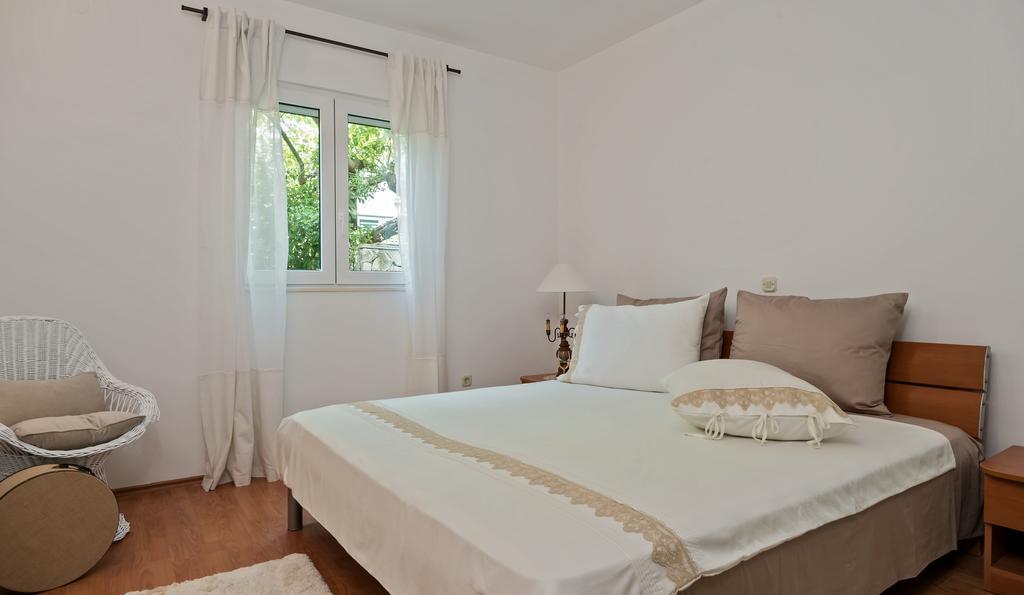 Apartman Roza Рогозниця Екстер'єр фото
