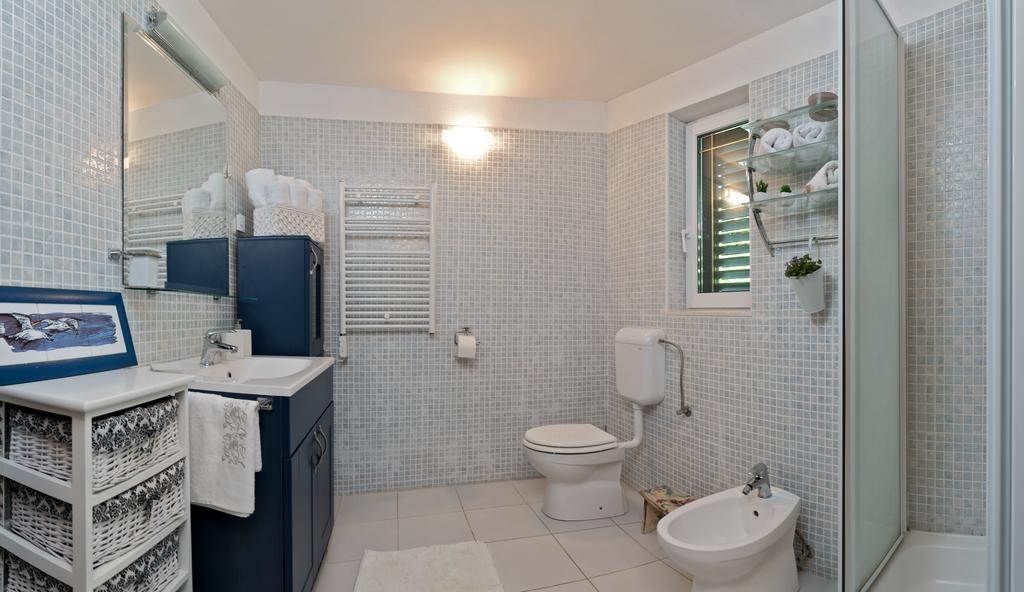 Apartman Roza Рогозниця Екстер'єр фото