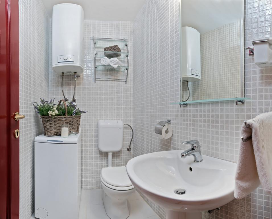Apartman Roza Рогозниця Екстер'єр фото